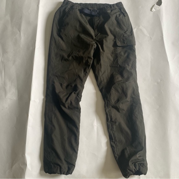 Olive green cargo pants from Uniqlo. Size medium men’s. Lined for the cold. - Picture 1 of 8
